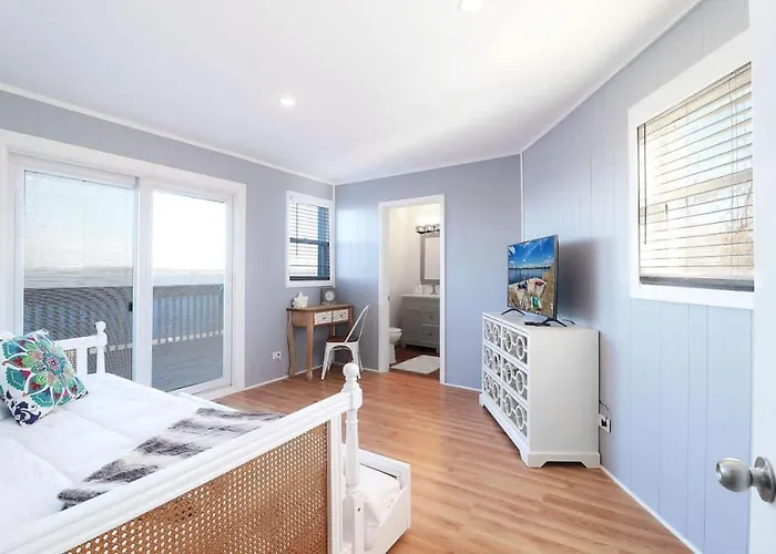 Apartment Chain O' Lakes Penthouse Sunset View And Boat Dock Ingleside Shore